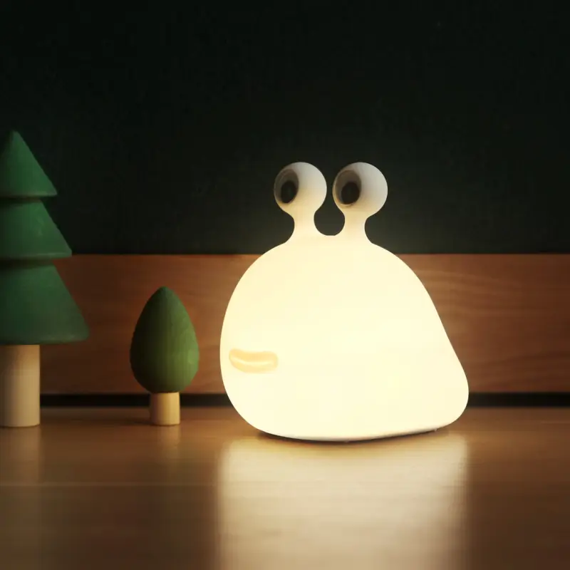 Kundfavorit LED-nattlampa Momo Moon med batteri och USB