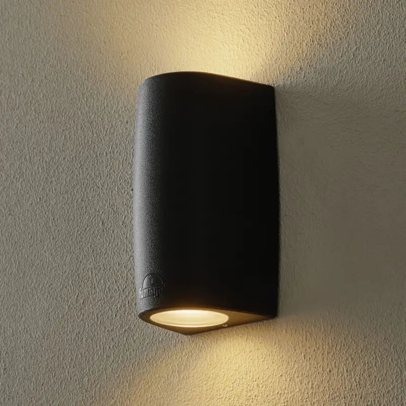 Billigare Utomhusvägglampa Marta 90 svart/frostad GU10 CCT upp/ner